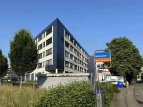 Офисное помещение в аренду в Шлирен, Швейцария Офисное помещение в аренду в Шлирен, Швейцария