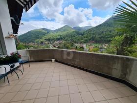 Vivienda unifamiliar En venta en Monteggio, Suiza