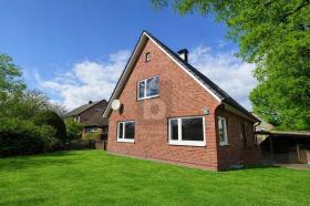 Vrijstaand huis te koop in Schenefeld-Pinneberg, Germany