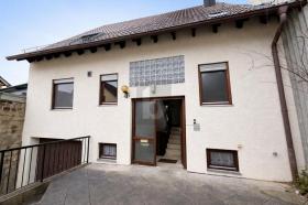 Odvojena kuća Na prodaju u Neulingen-Bauschlott, Njemačka Odvojena kuća Na prodaju u Neulingen-Bauschlott, Njemačka