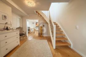 Maisonette lakás Eladó a oldalon. Rosdorf, Németország Maisonette lakás Eladó a oldalon. Rosdorf, Németország