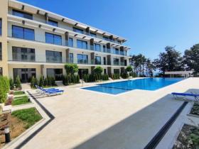 テラスフラット 販売中 で ビロ-Burgas, ブルガリア