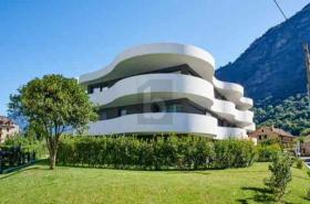 Etagenwohnung Zu vermieten in Biasca, Schweiz